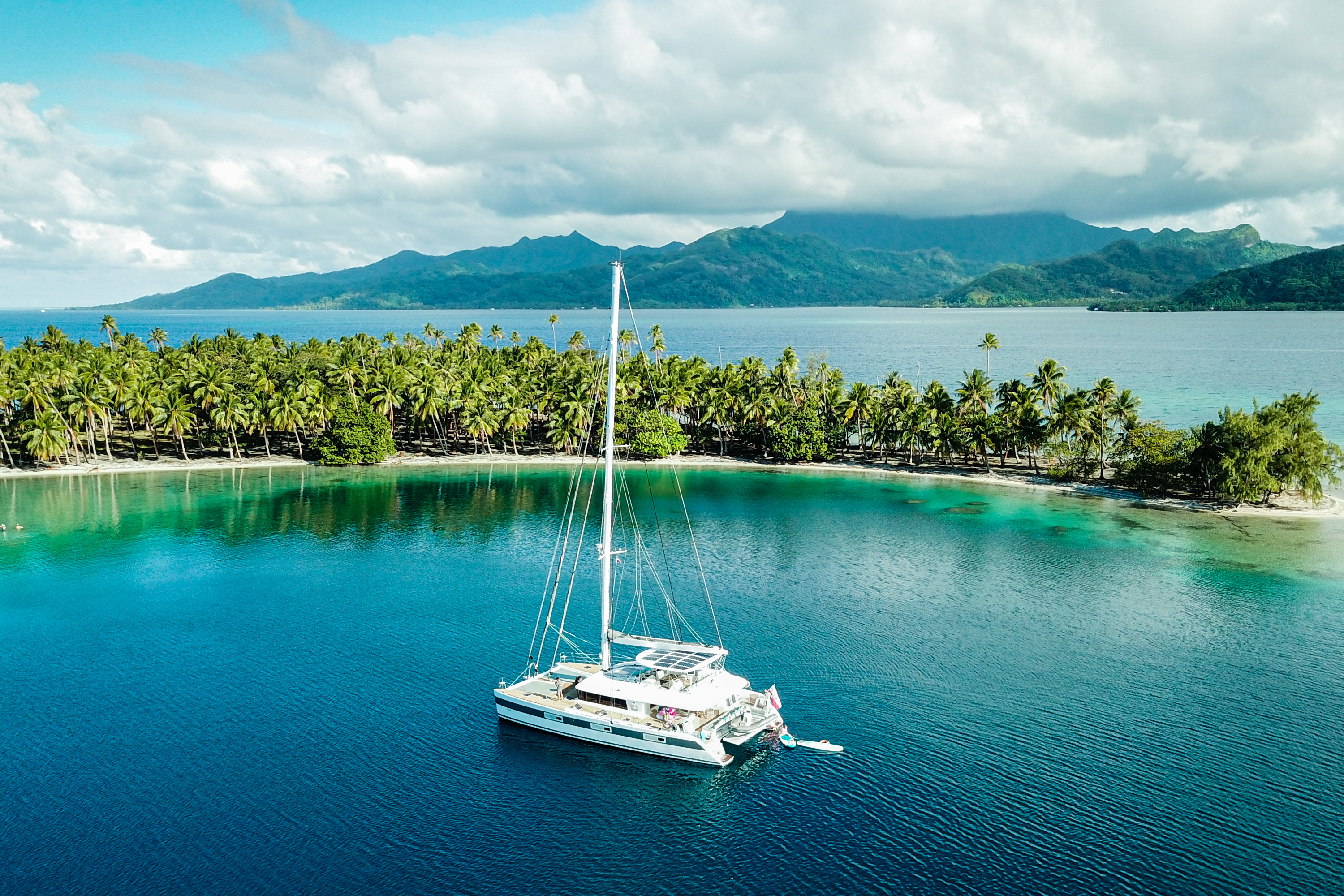 Yacht OCEAN VIEW, Lagoon 620 | CHARTERWORLD Luxury Superyacht Charters - Luxury Ocean View Yachts For Rent